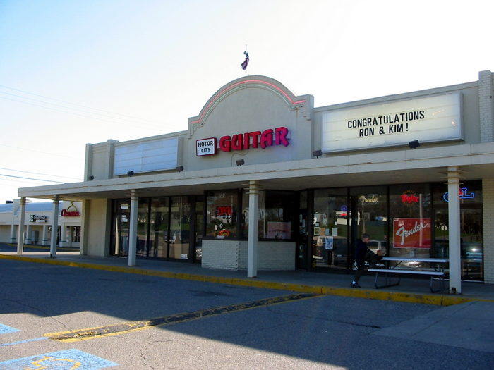 Academy 59 Theatre - May 2002 Photo (newer photo)